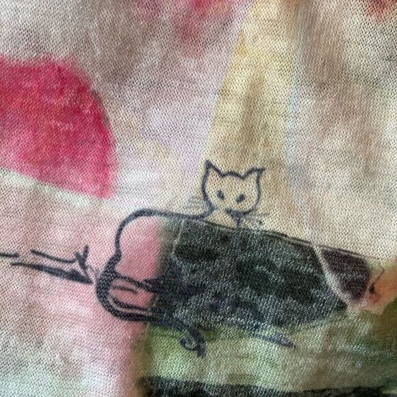 VTG Cat print watercolor Vneck top w/ delicate bling flutter sleeves 🐱 - Picture 12 of 15